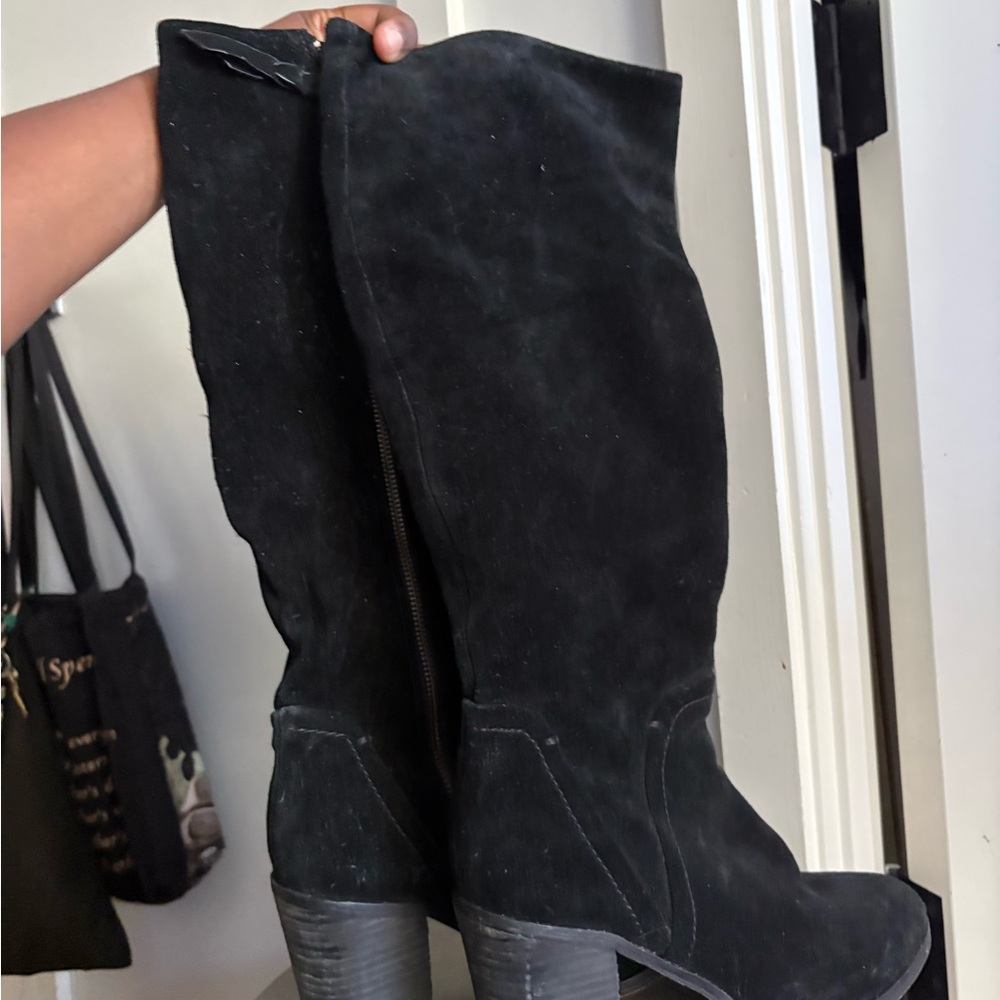 Black Women's Knee-High Boots